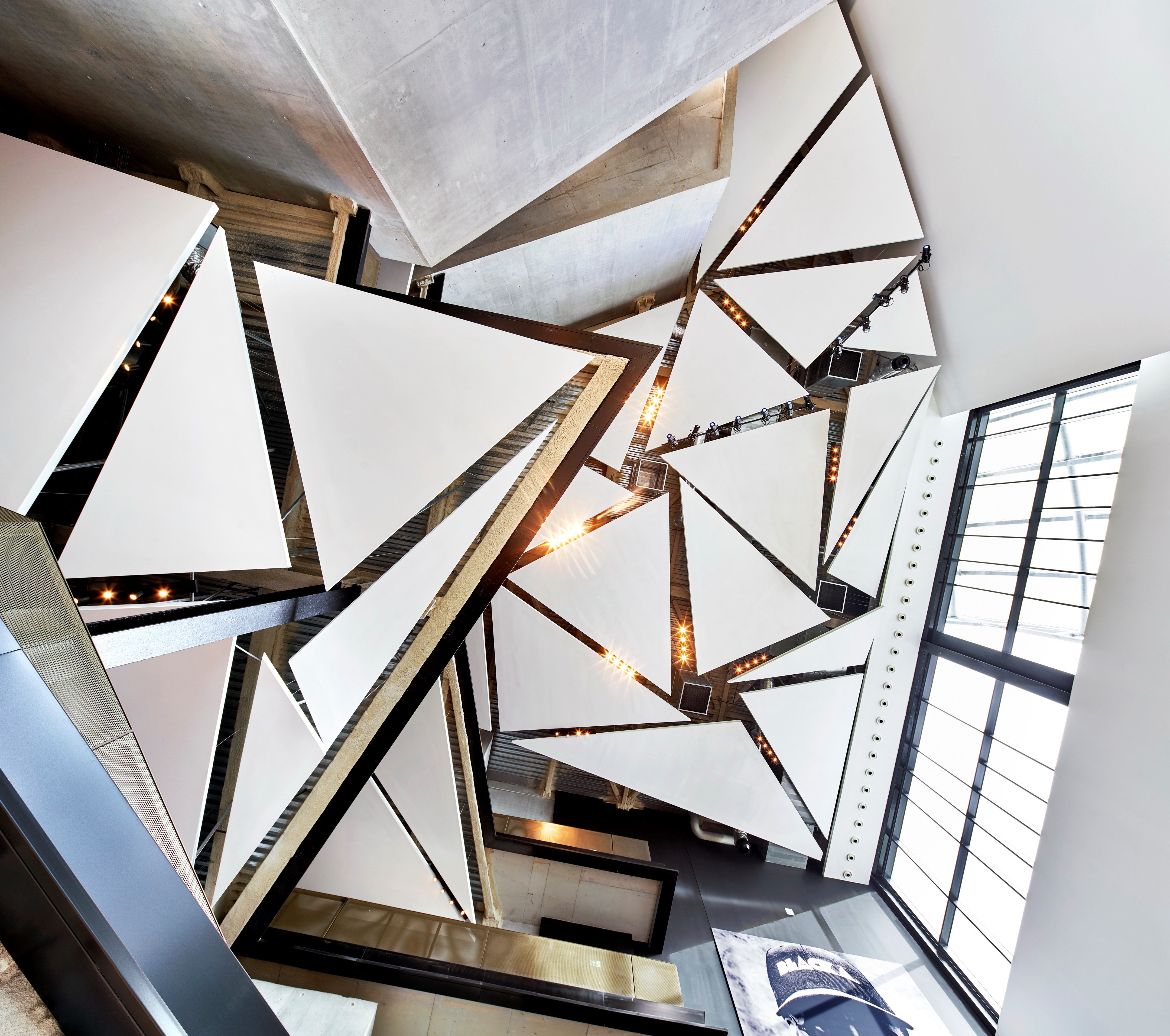 法国购物中心 UGC Ciné·Cité新型多厅影院-15