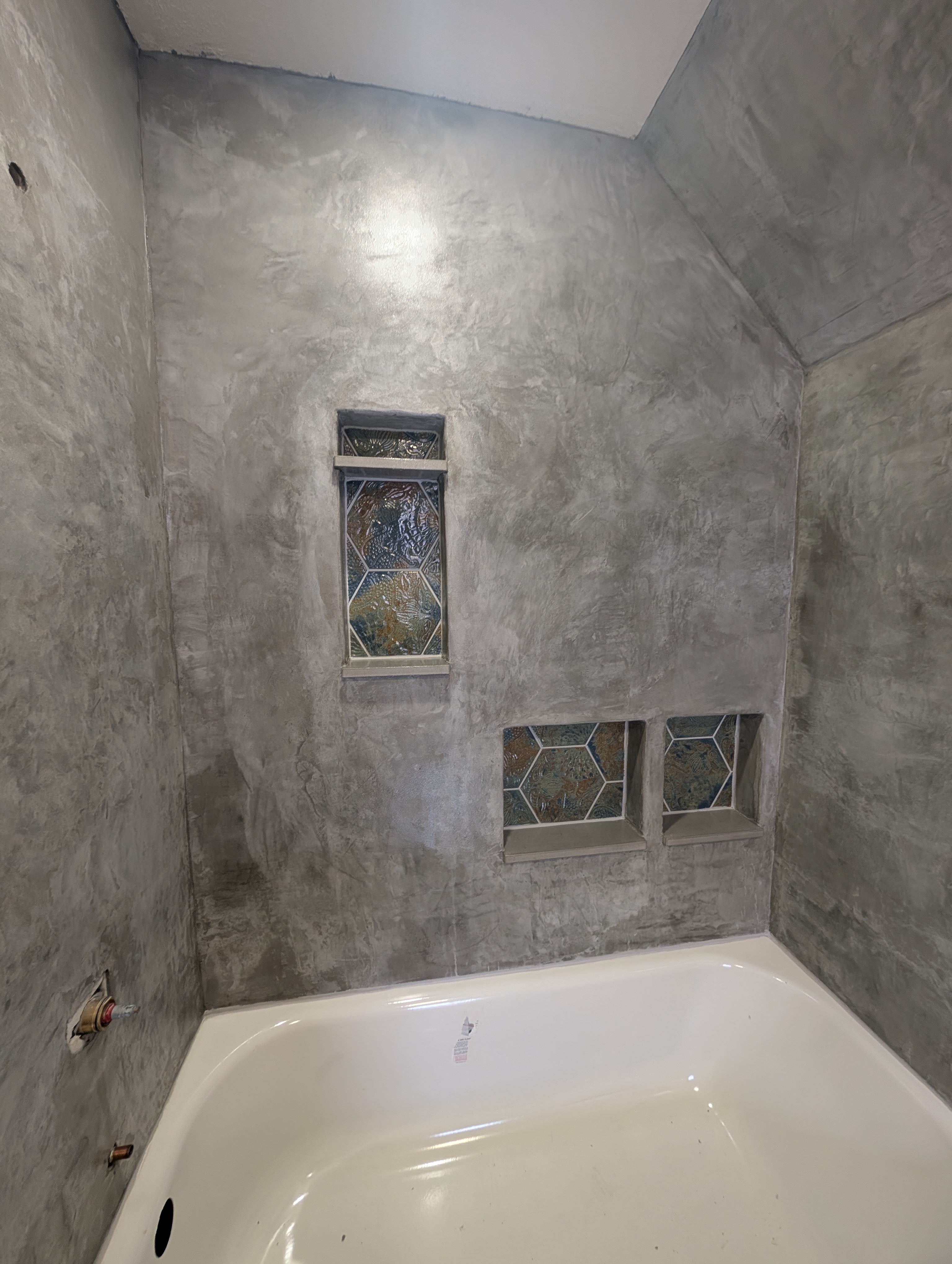 Concrete Tub Surround-3
