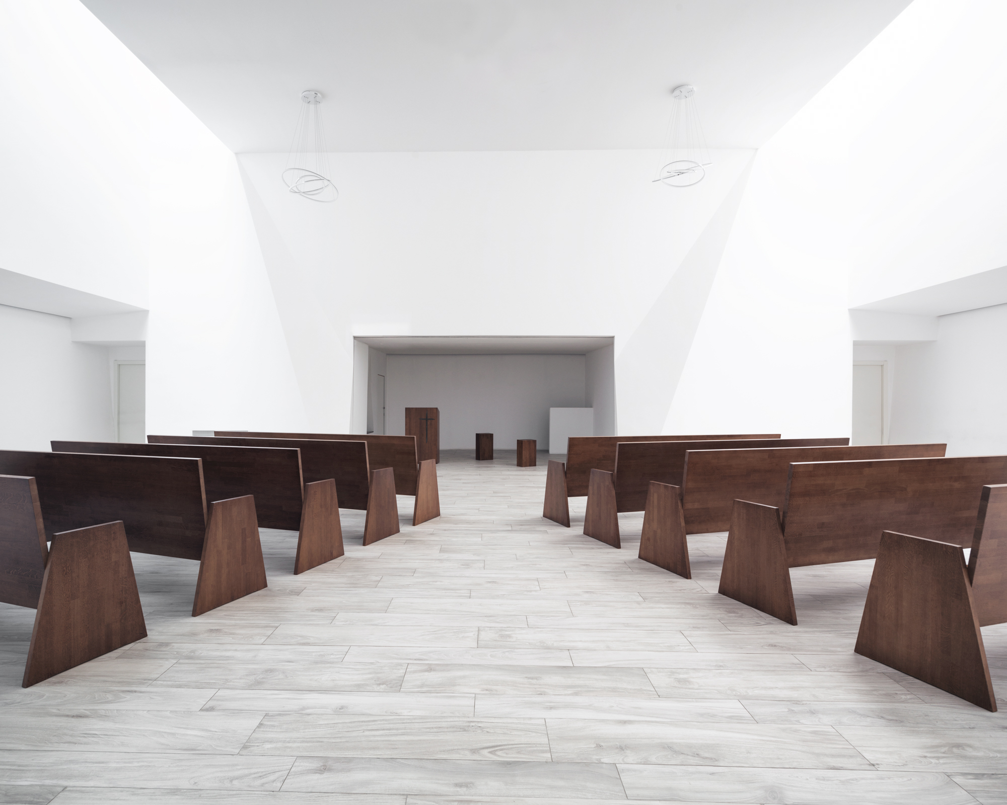 CAFUBE 贝林佐纳殡仪馆丨LOKOMOTIV.archs office-18