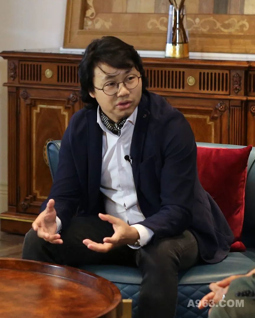 《创意三人行》探秘都市新贵别墅设计趋势-9