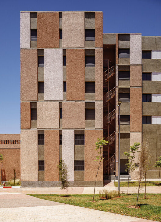 卡萨布兰卡 Ben M'sik 社会住房丨摩洛哥卡萨布兰卡丨Tarik Zoubdi Architecte-13