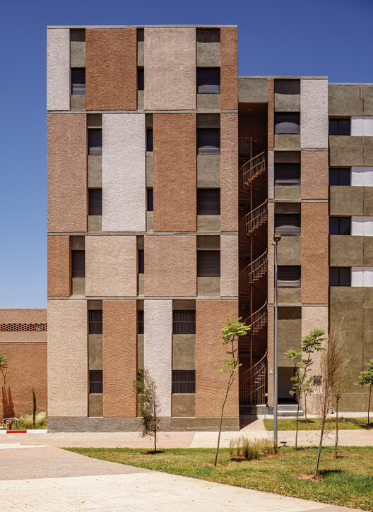 卡萨布兰卡 Ben M'sik 社会住房丨摩洛哥卡萨布兰卡丨Tarik Zoubdi Architecte-13