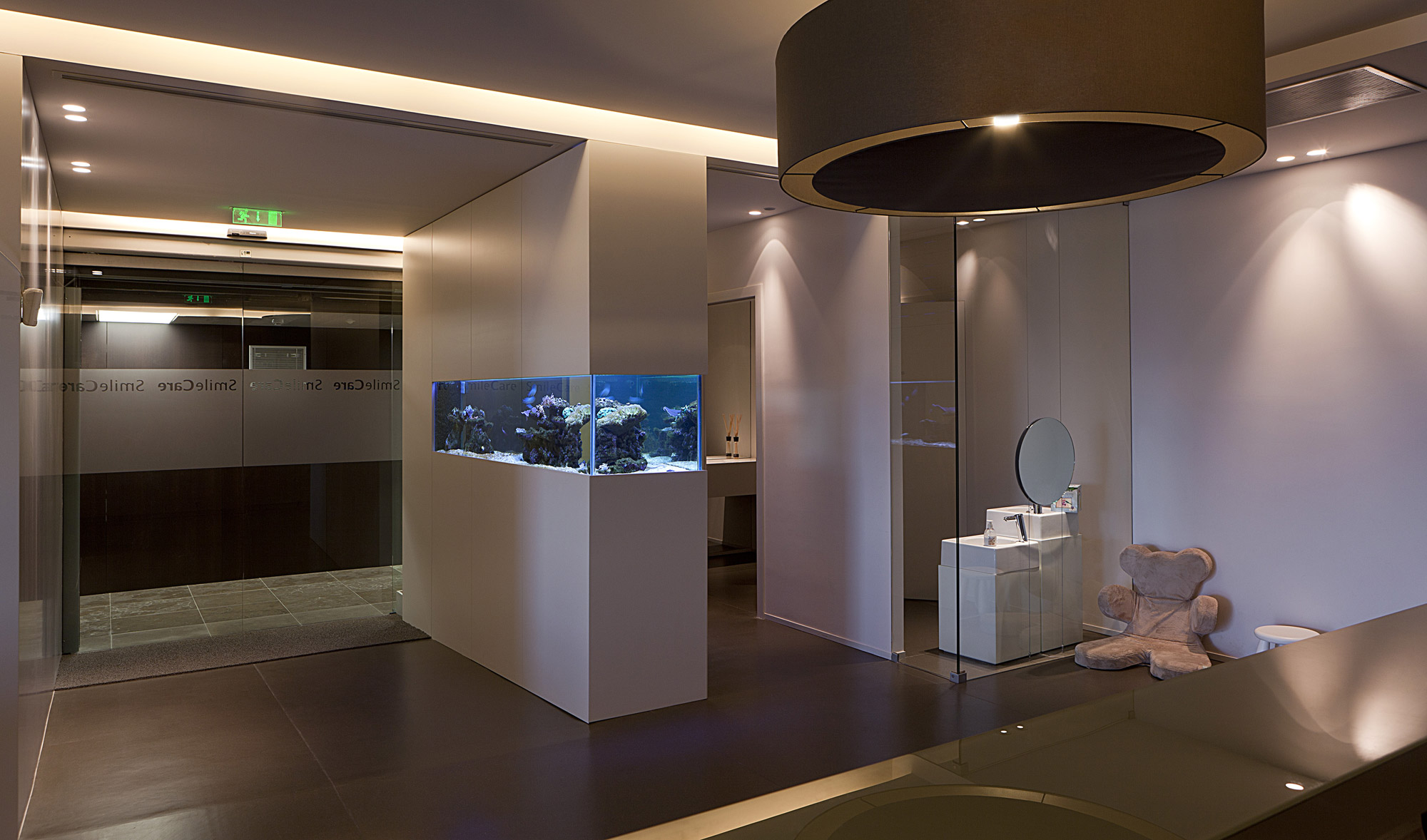 微笑牙医诊所丨葡萄牙丨Central Arquitectos-21