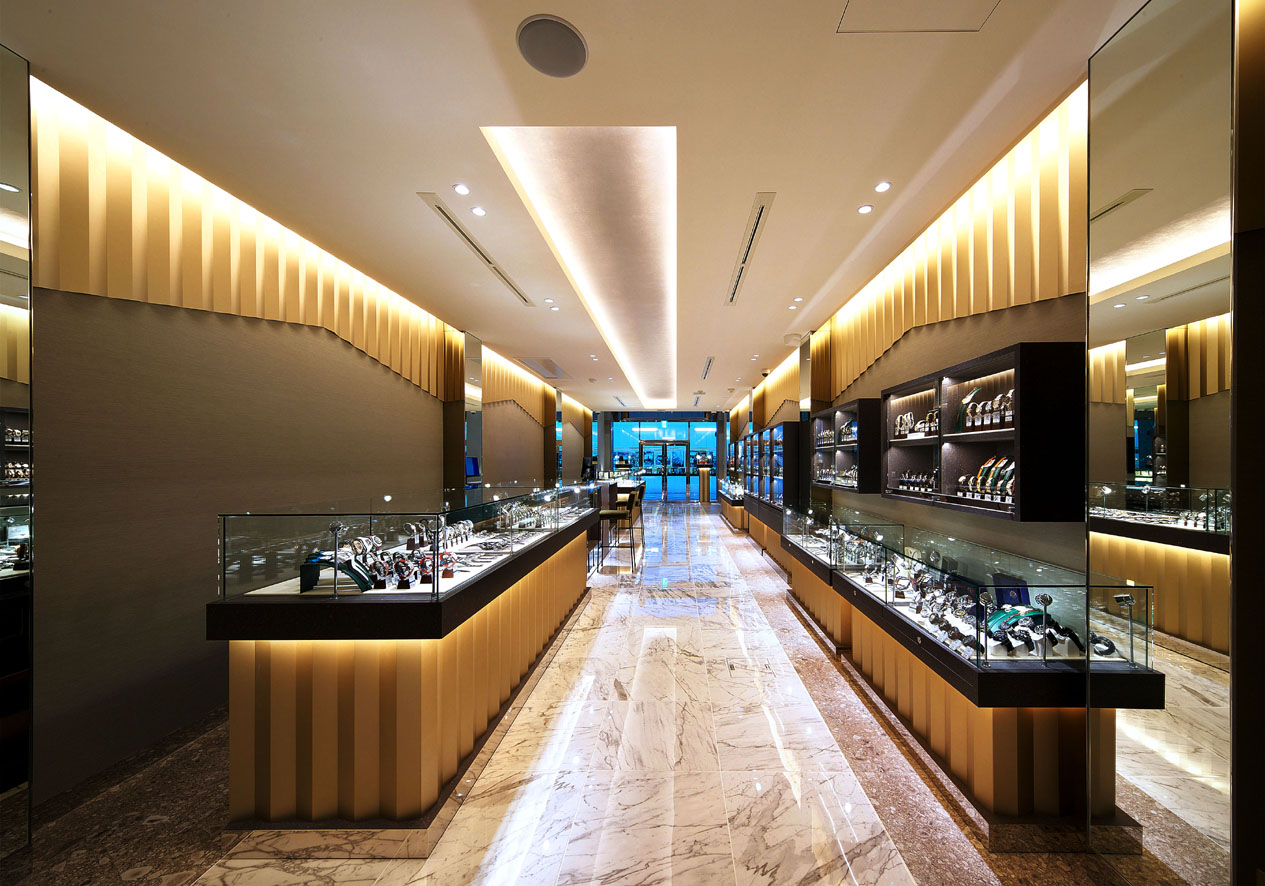 大阪 IPPUUKISHI 二手奢侈品店,豪华与优雅的完美结合-16