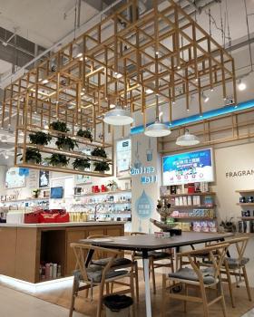 180 平化妆品店新形象设计 | 蓝色铁板打造独特空间