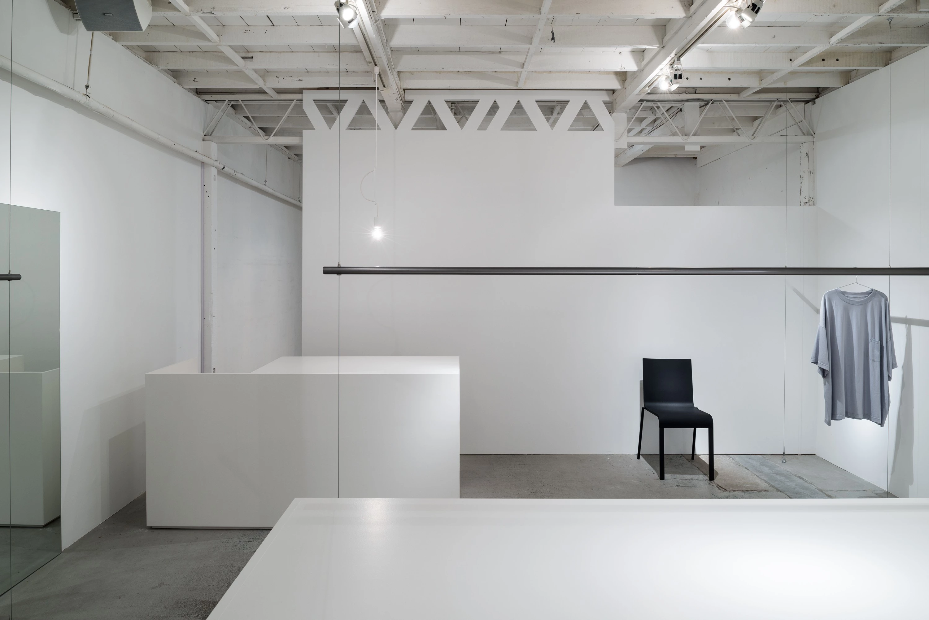 日本大阪"Nietzsche"精品店设计-26