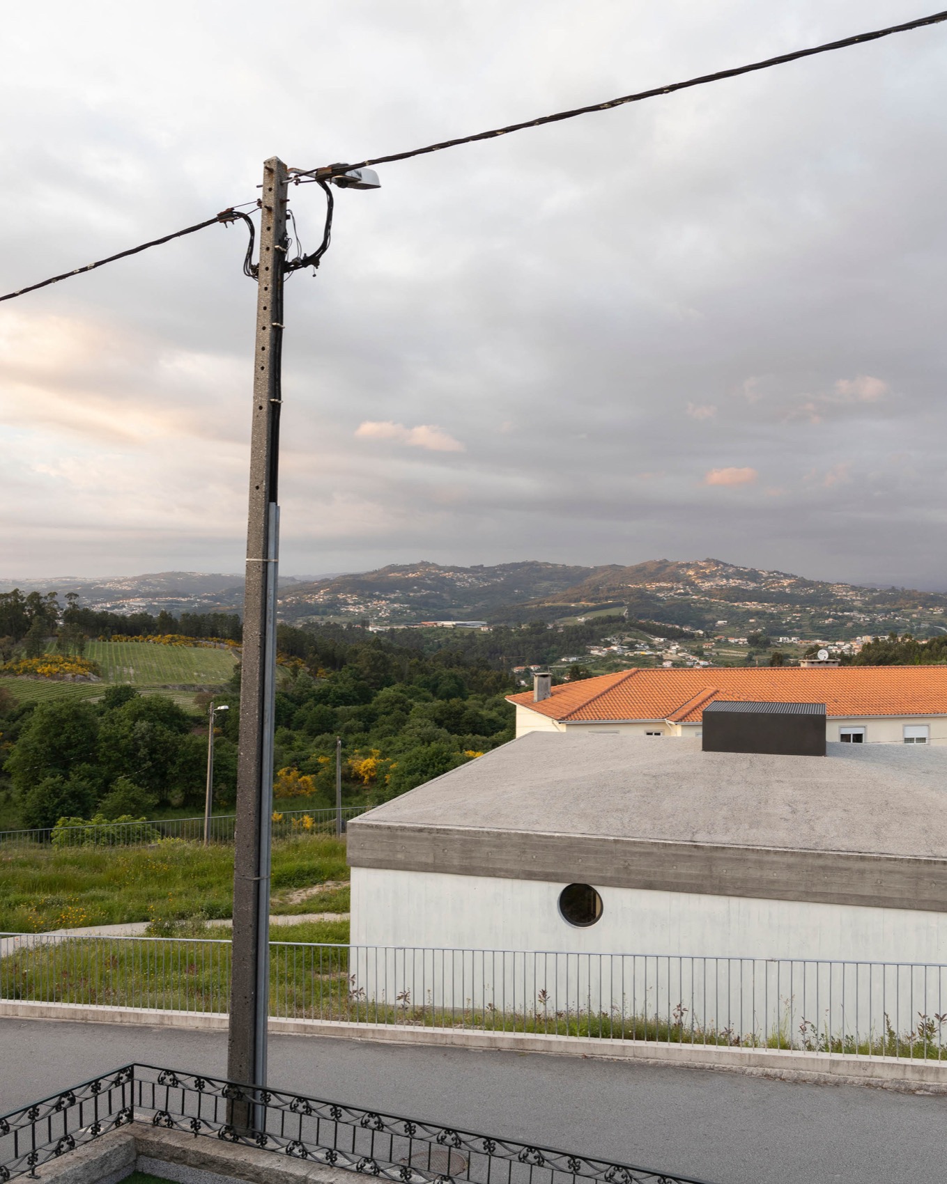 三代同堂的住宅丨葡萄牙丨Fala Atelier-27