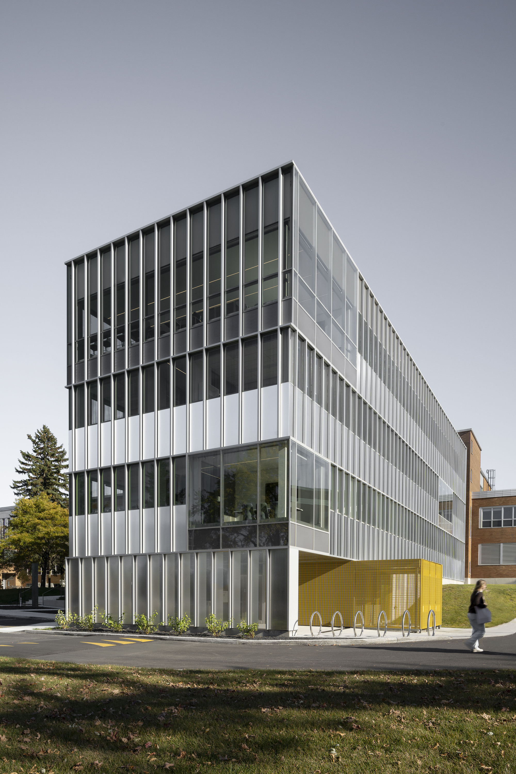 Pavillon A5 Faculty of Arts and Humanities / Saucier + Perrotte architectes-34
