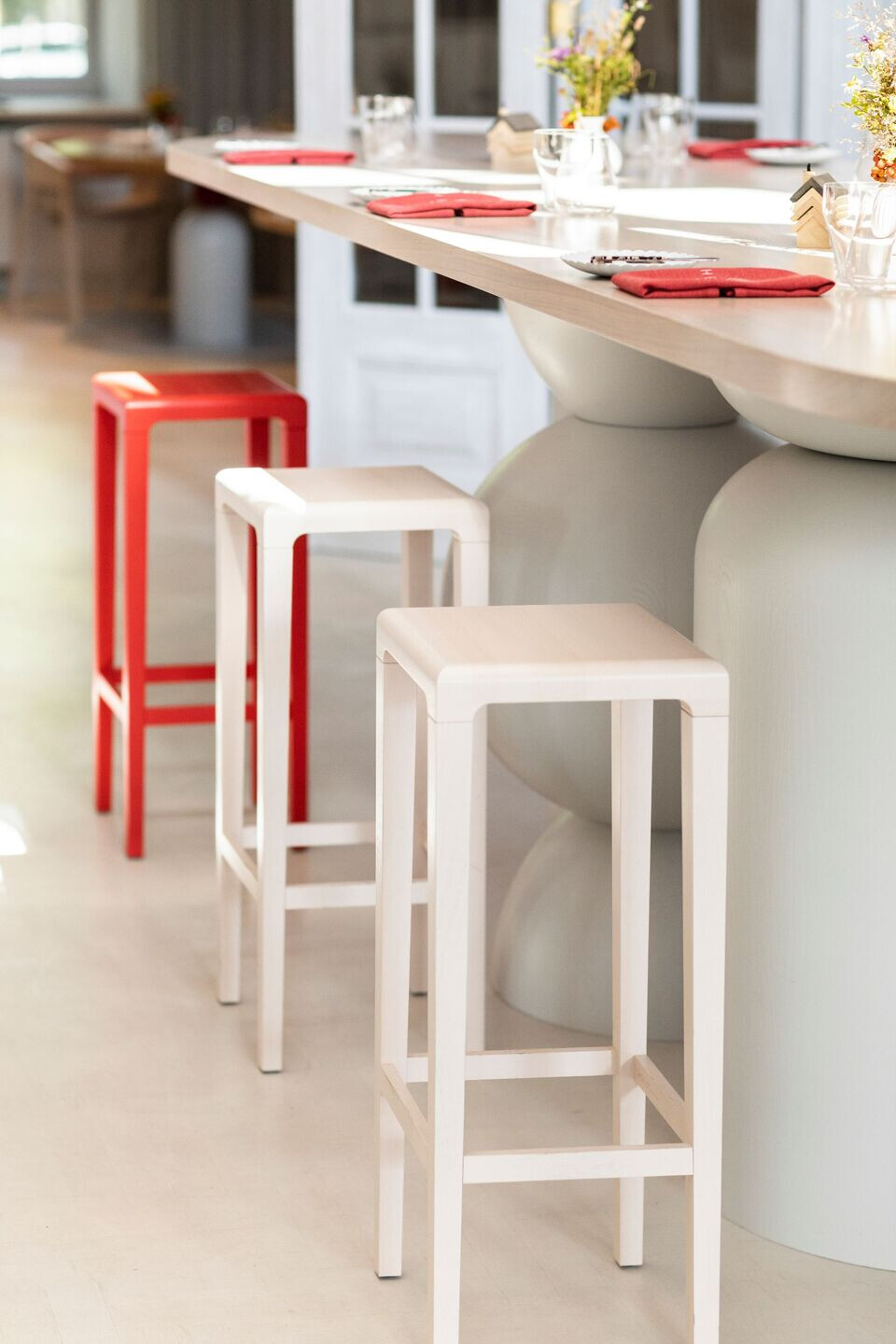 “自然之恋” 波兰知名主厨 Amaro 的“心”餐厅丨IDEOGRAF Paulina Czurak-16