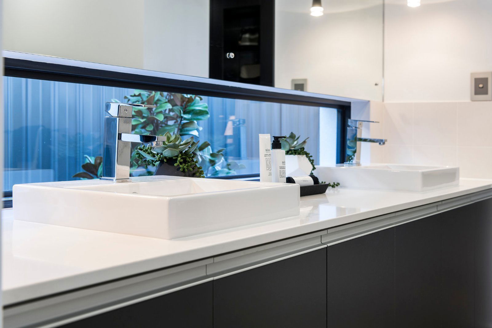 Ningaloo | Contemporary - 3 Bedroom 2 Bathroom Single Design by Plunkett Homes-2