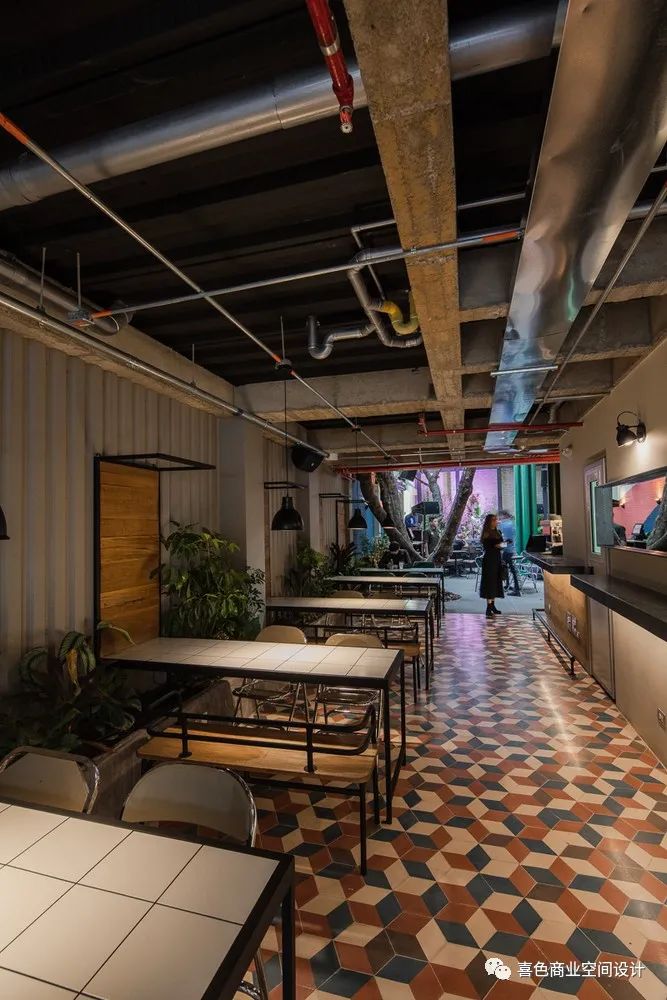 改造 |  年代感建筑的重新定义-34