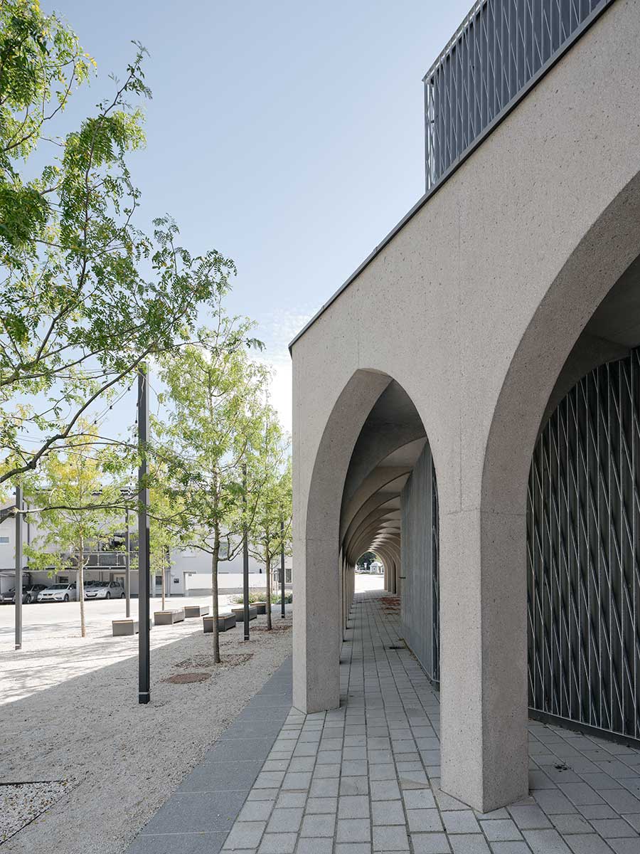 霍尔辛教堂拱廊丨Hertl Architekten-15