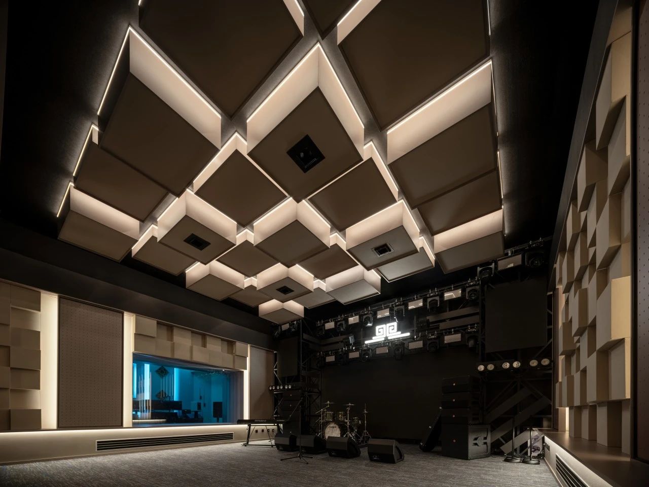 唱片工作室丨中国昆明丨寸匠  FF-39