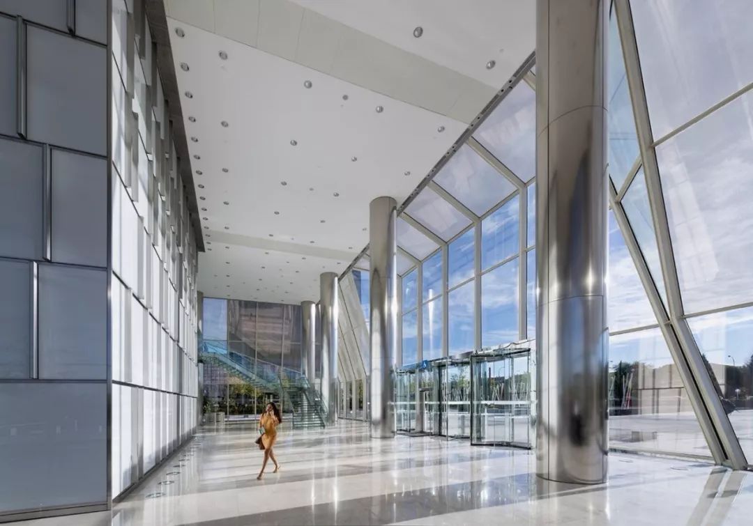 现代主义建筑大师西萨·佩里的一生与标志性作品-72