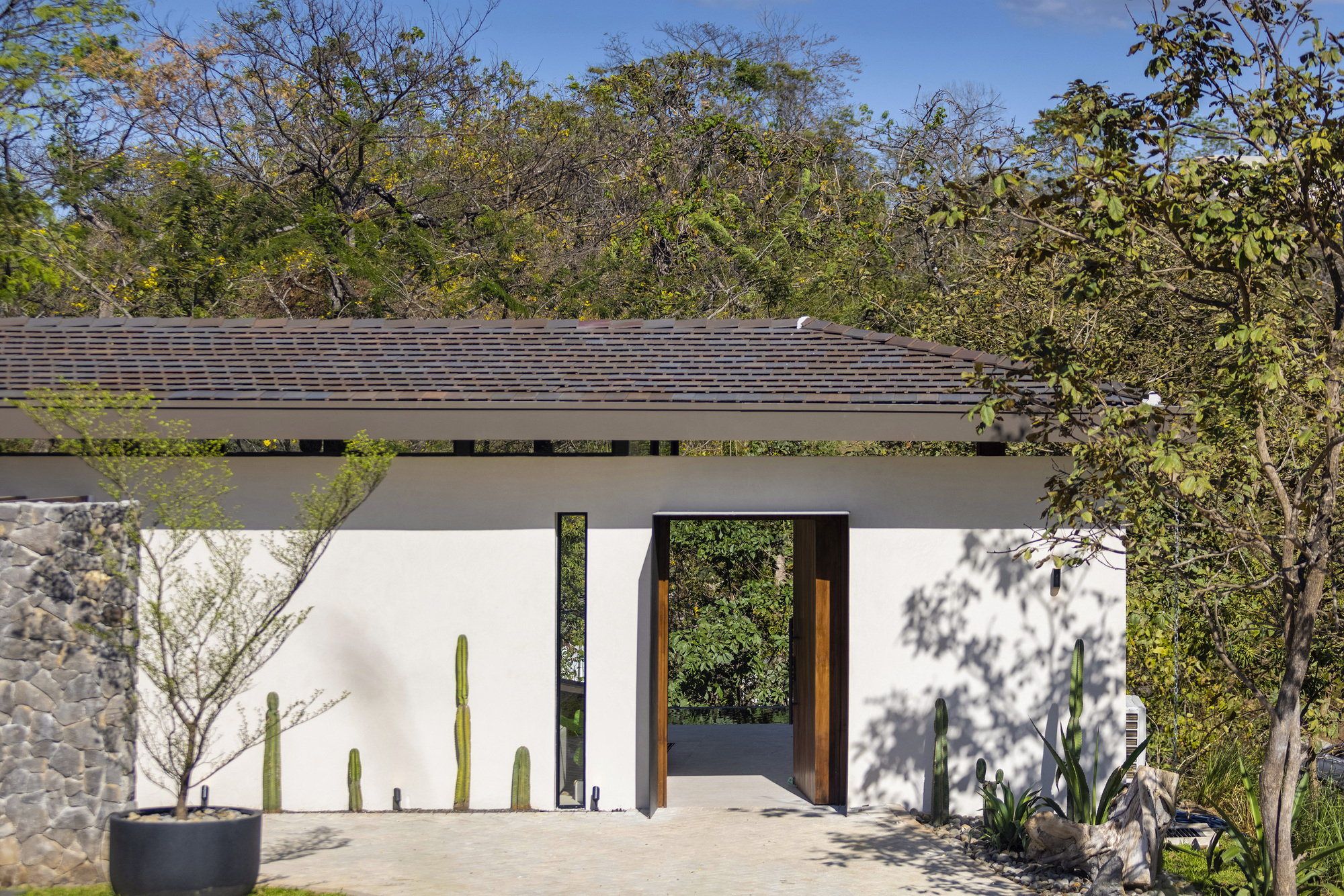 ADI 28 号房屋丨哥斯达黎加圣何塞丨KMA. Katia Marten Arquitectos-15