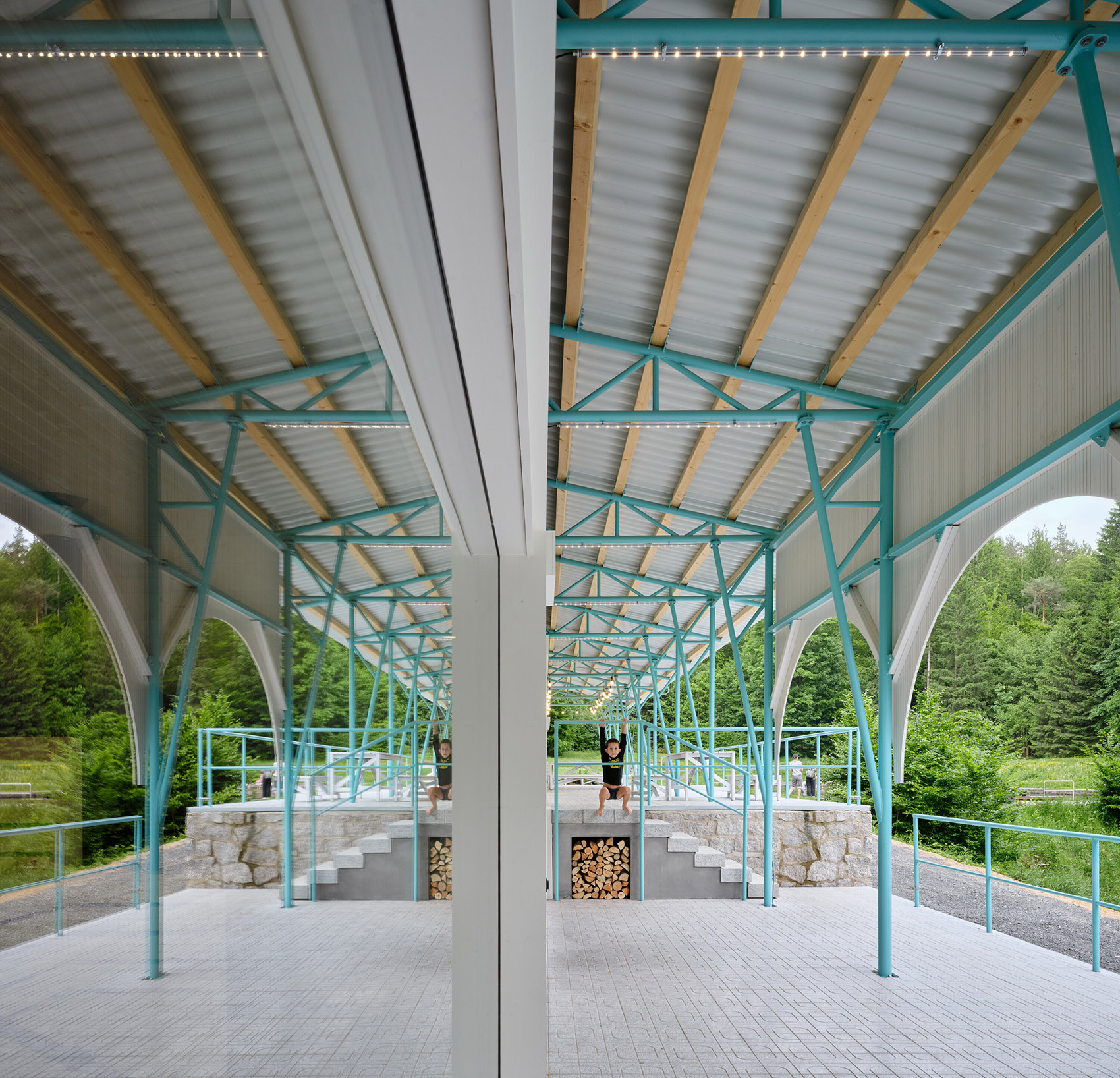 森林泳池,捷克丨Mjölk architekti + Marie Vondráková-36