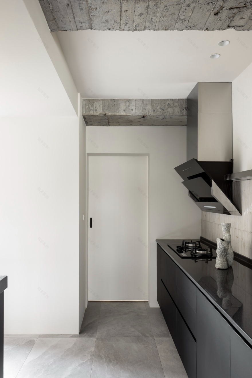 不着痕迹的灰色主义 · 甘纳设计-10