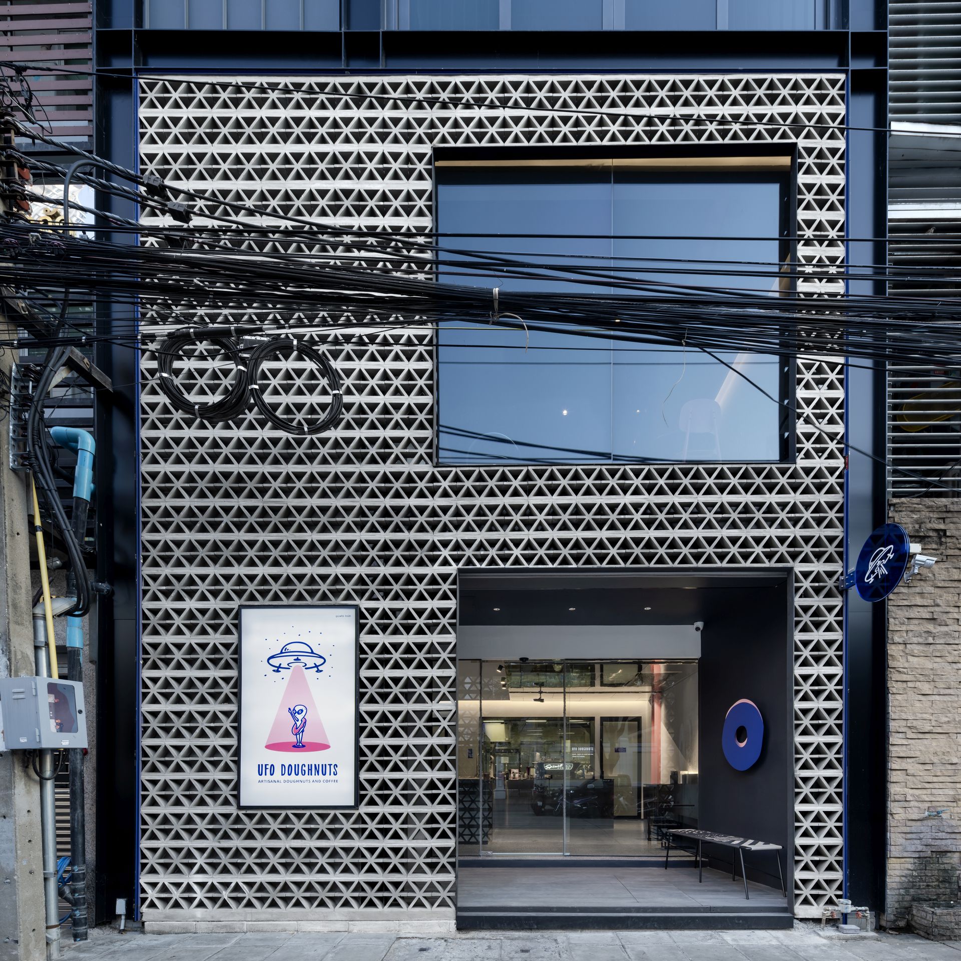 UFO 甜甜圈太空主题设计丨泰国曼谷丨Spacecraft-18