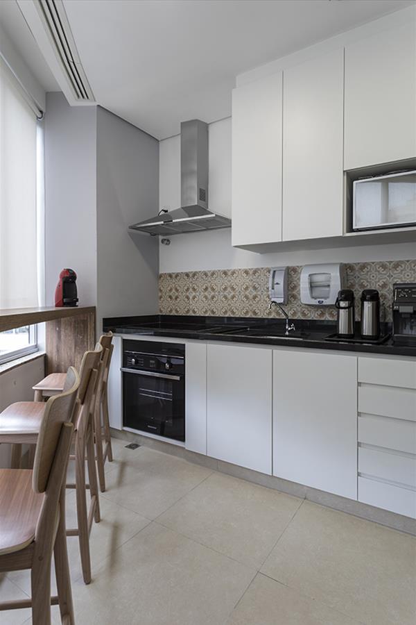 J.Macêdo 办公室 | 自然与工业风格的完美融合-15