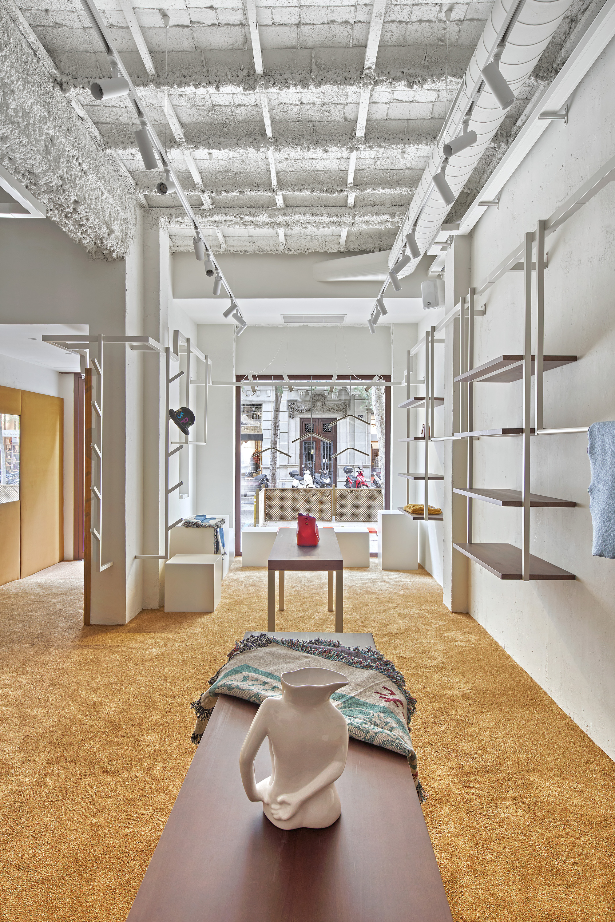 巴塞罗那 Vasquiat 旗舰店丨西班牙巴塞罗那丨GCA Architects,This is Odd-22