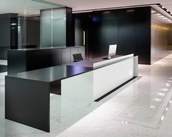 Natixis Offices - Hong Kong | Office Snapshots-1