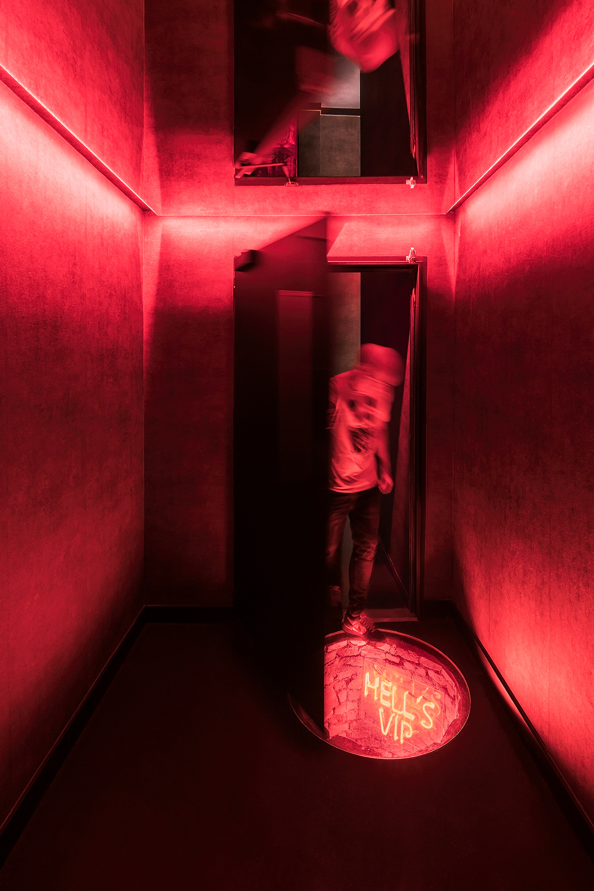 马德里“藏宝阁”夜店-7