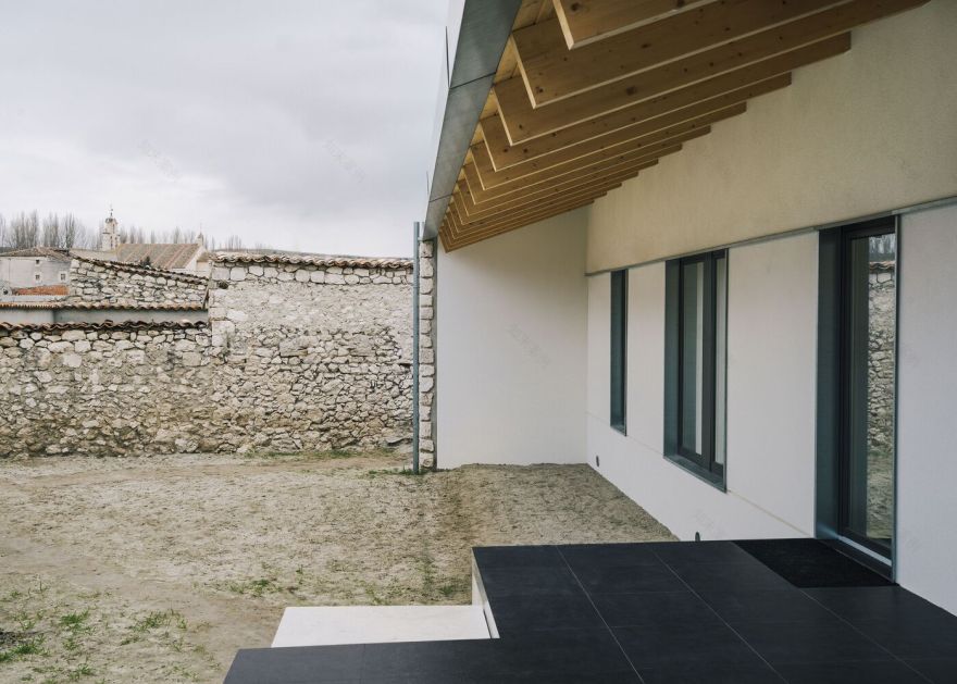 西班牙农村住宅设计丨Borja Gómez,Roberto Lebrero-45