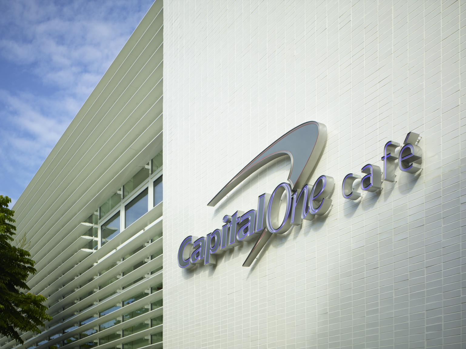 第一资本银行和咖啡馆-14