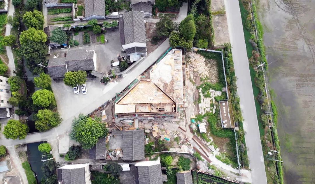 乡村粗野主义三部曲 | 探寻环境、结构与人的互动关系-199