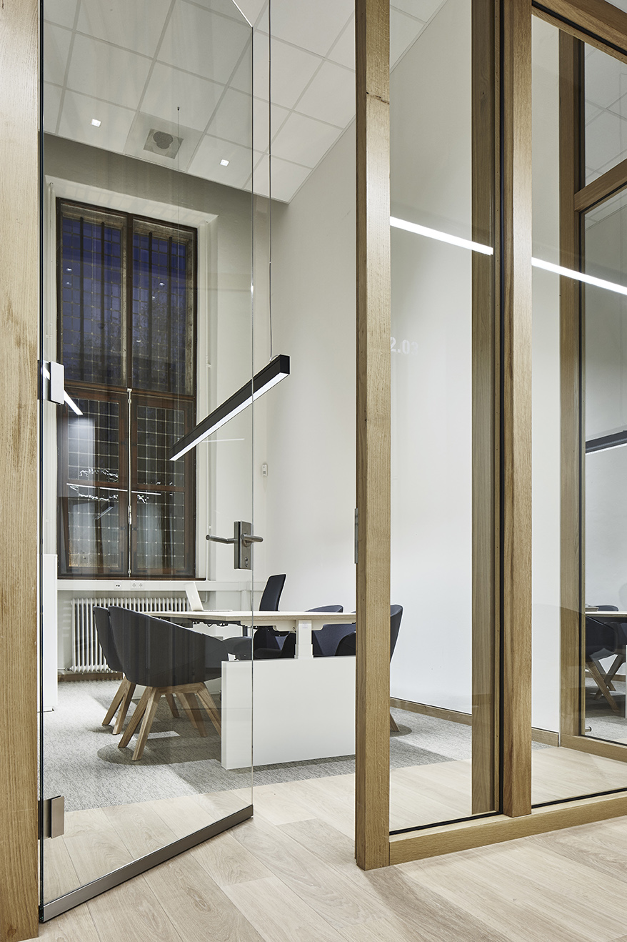 荷兰历史建筑中的现代创新办公环境——M+R 室内建筑事务所-26