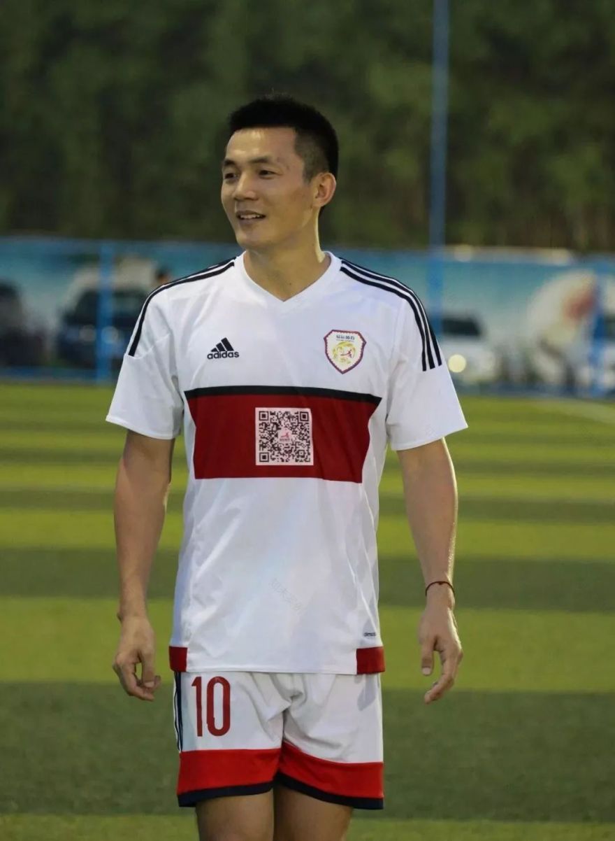 特斯拉蔚来足球友谊赛,激情四溢的设计师生活-7