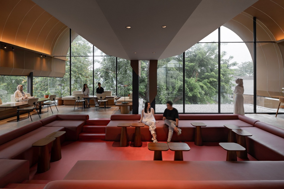 坡地避难所 (SS) 花园丨印度丨RAD+ar-45