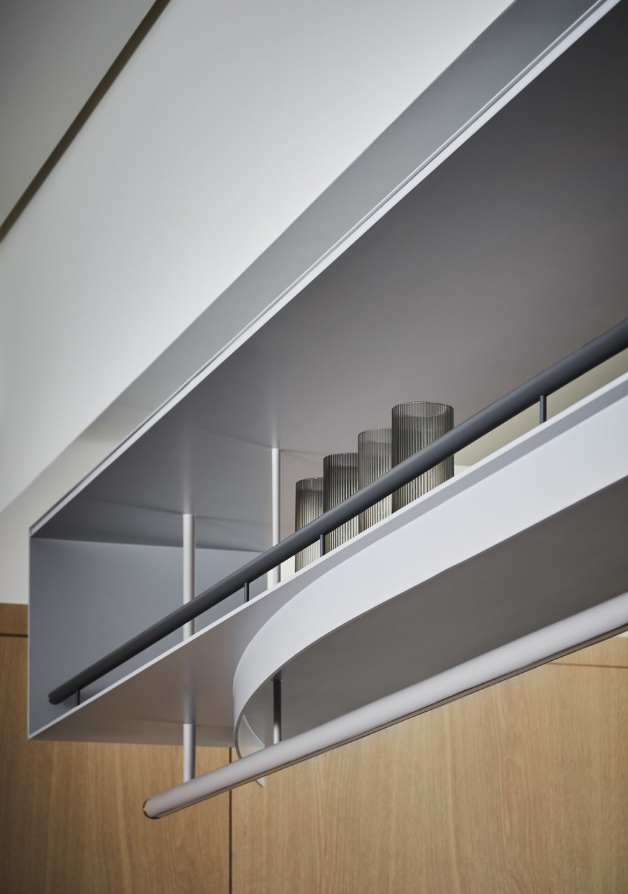 從「有靈魂的餐桌」開始滋養家的故事！用溫和時髦的磚紅色，描繪以餐廚空間為核心的起居光景 — Hey!Cheese-14