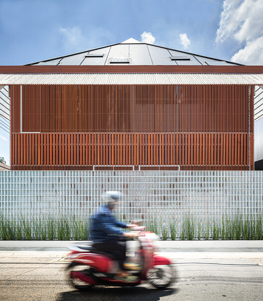 泰国 Bangkok 的冰苏别墅丨Junsekino Architect and Design-9