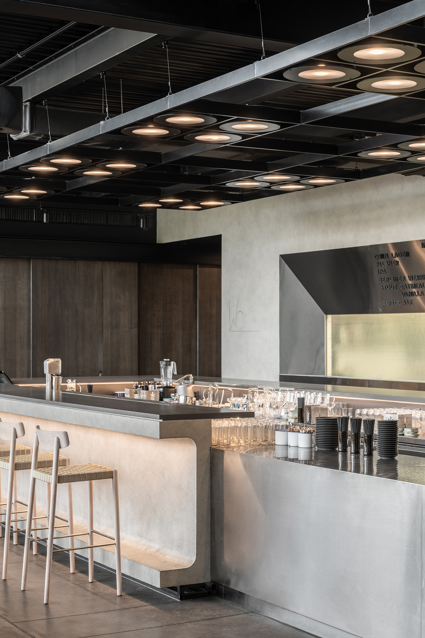 MOVA 啤酒空间丨乌克兰丨balbek bureau-36