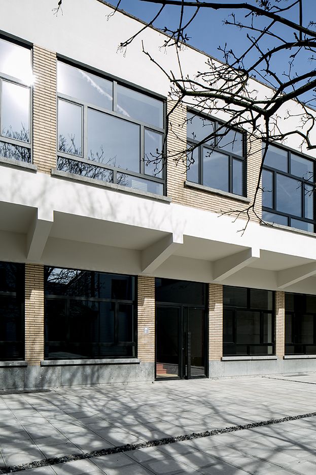 旧学校改造高端公寓及商业空间项目丨BelgiumAntwerpen丨FilipTackdesignoffice-14