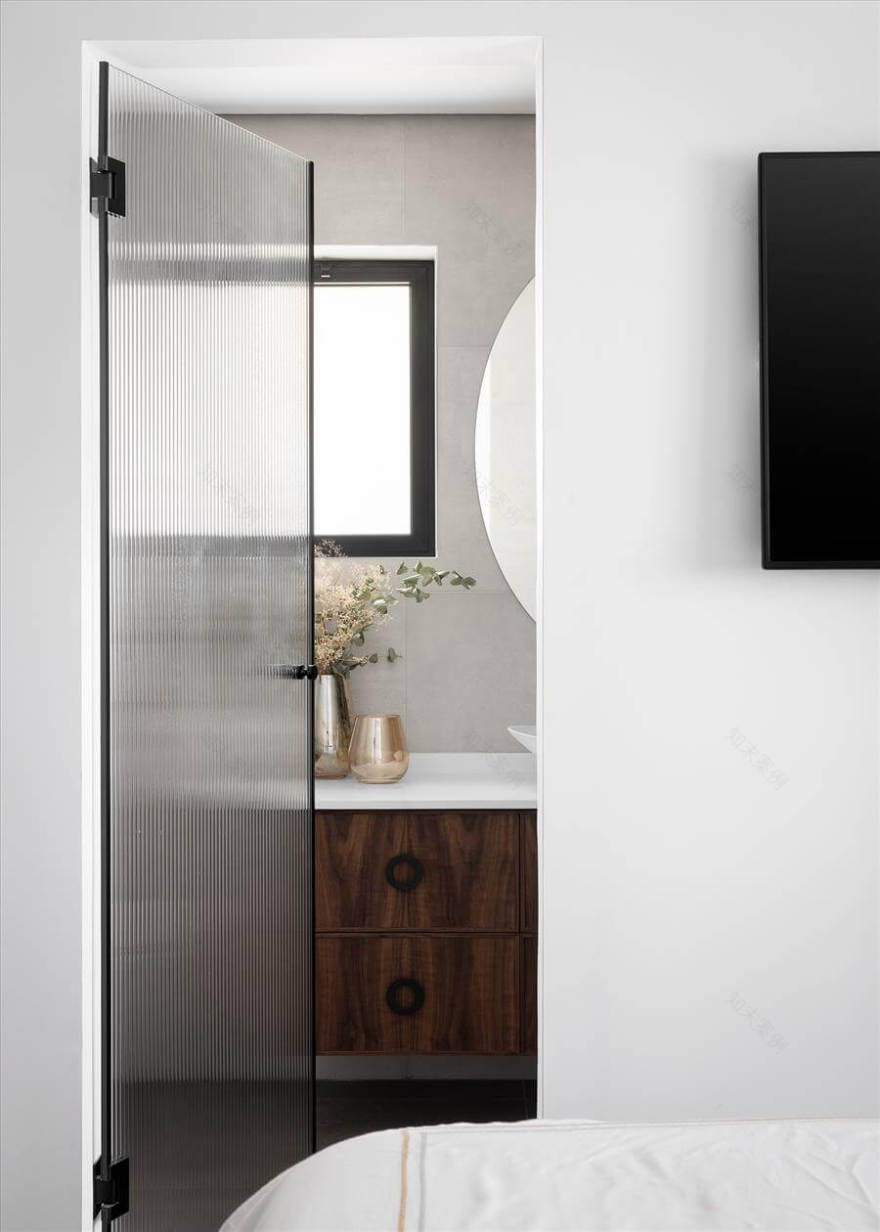 4居室公寓室内设计及家居造型 内斯茨约纳丨伊里斯·苏卡尔-17