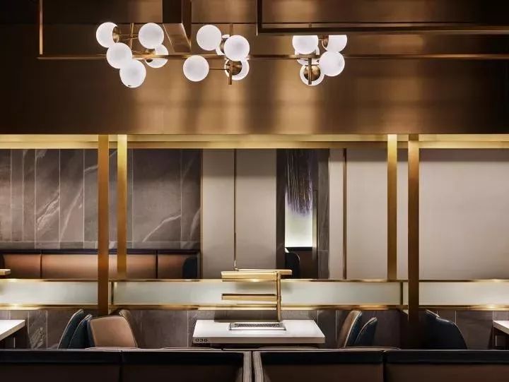 商业丨海底捞演绎现代火锅店-8