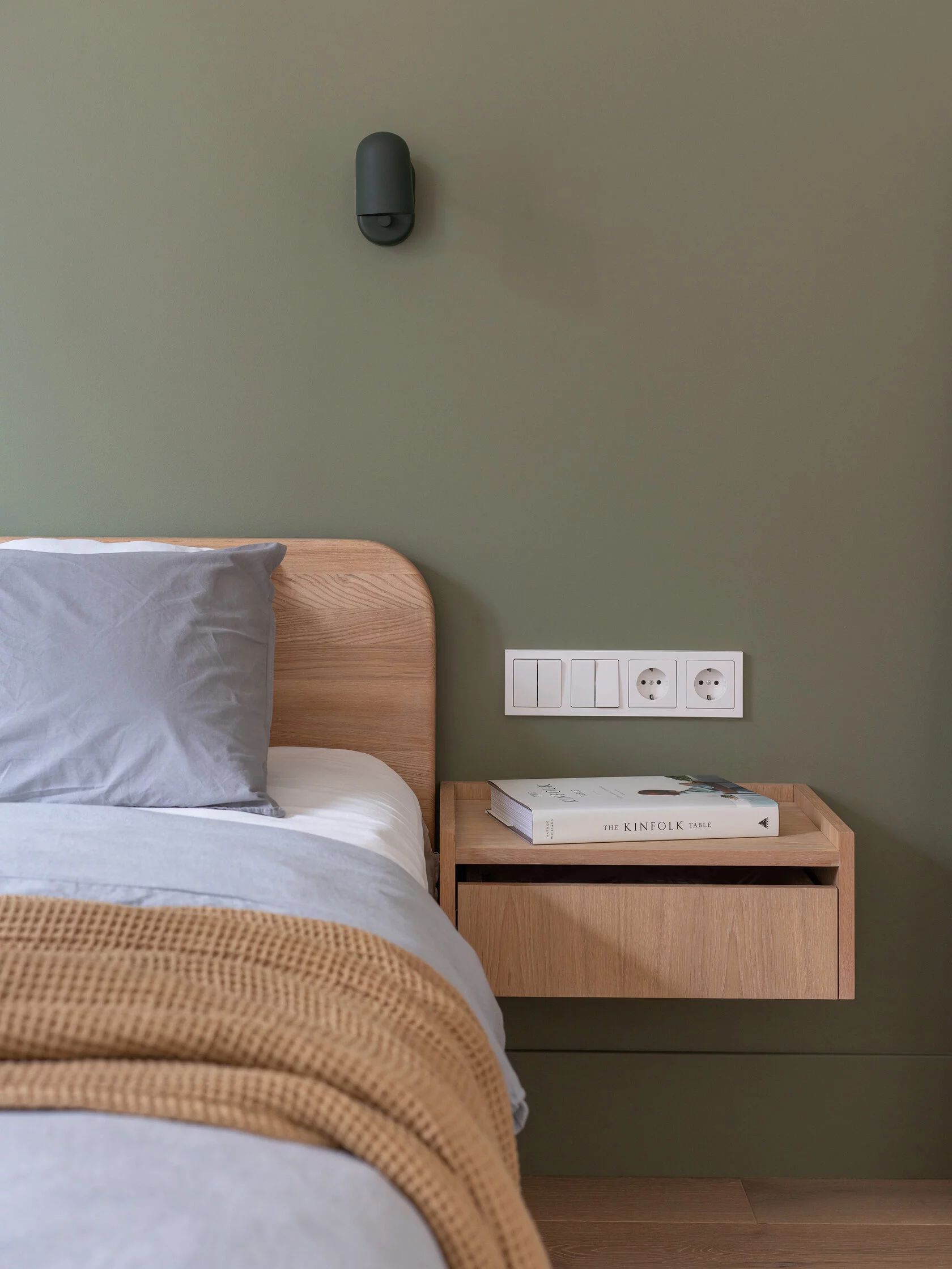 66㎡一居室,用一抹绿点亮整个空间丨俄罗斯莫斯科丨BUREAUSLOVO-36