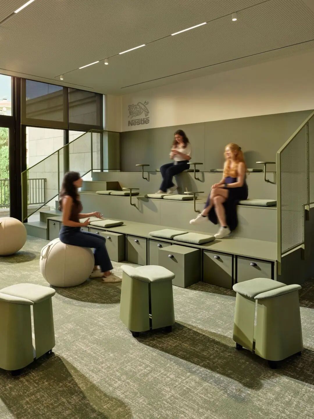 雀巢Hilltown办公室丨土耳其伊斯坦布尔丨Studio 13 Architects-10