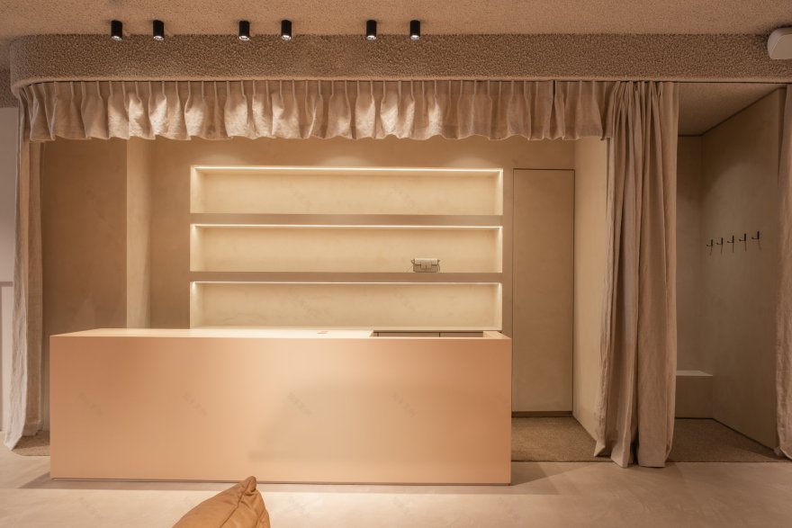 荷兰埃因霍温 Bylotte 高端时尚店丨Studio & Space-16