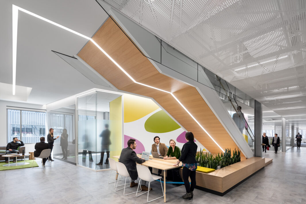 Smith + Nephew R&D and Medical Education Training Center - Perkins Eastman-5