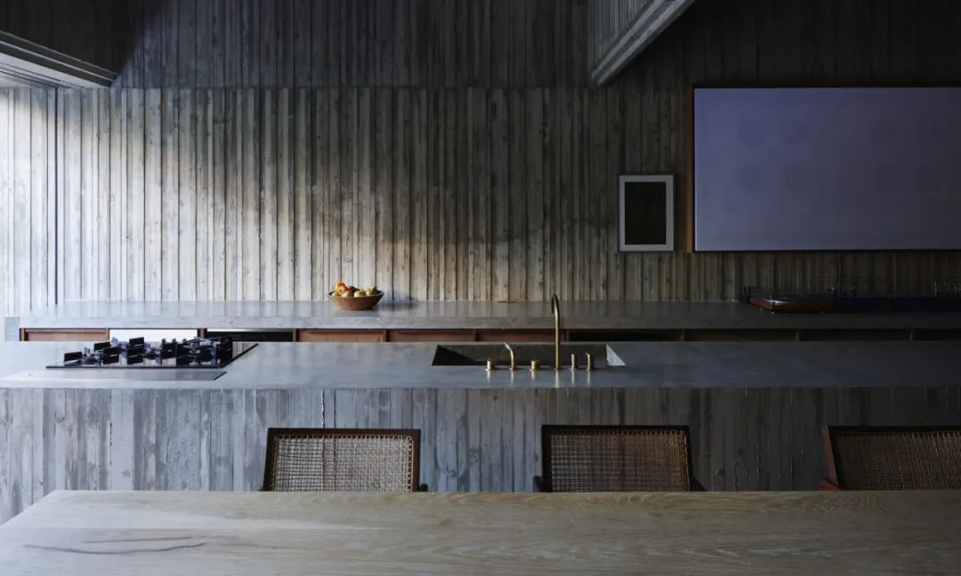 东京混凝土洞穴·极简主义私人住宅丨日本东京丨Suppose Design Office-24