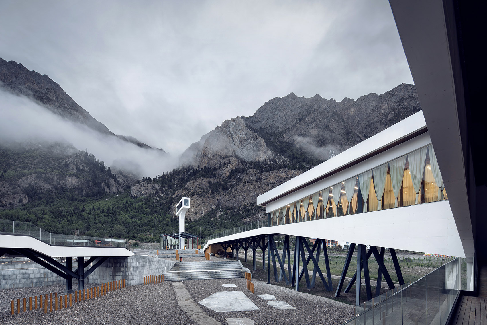 然乌湖国际自驾与房车营地，西藏 / 小隐建筑-19