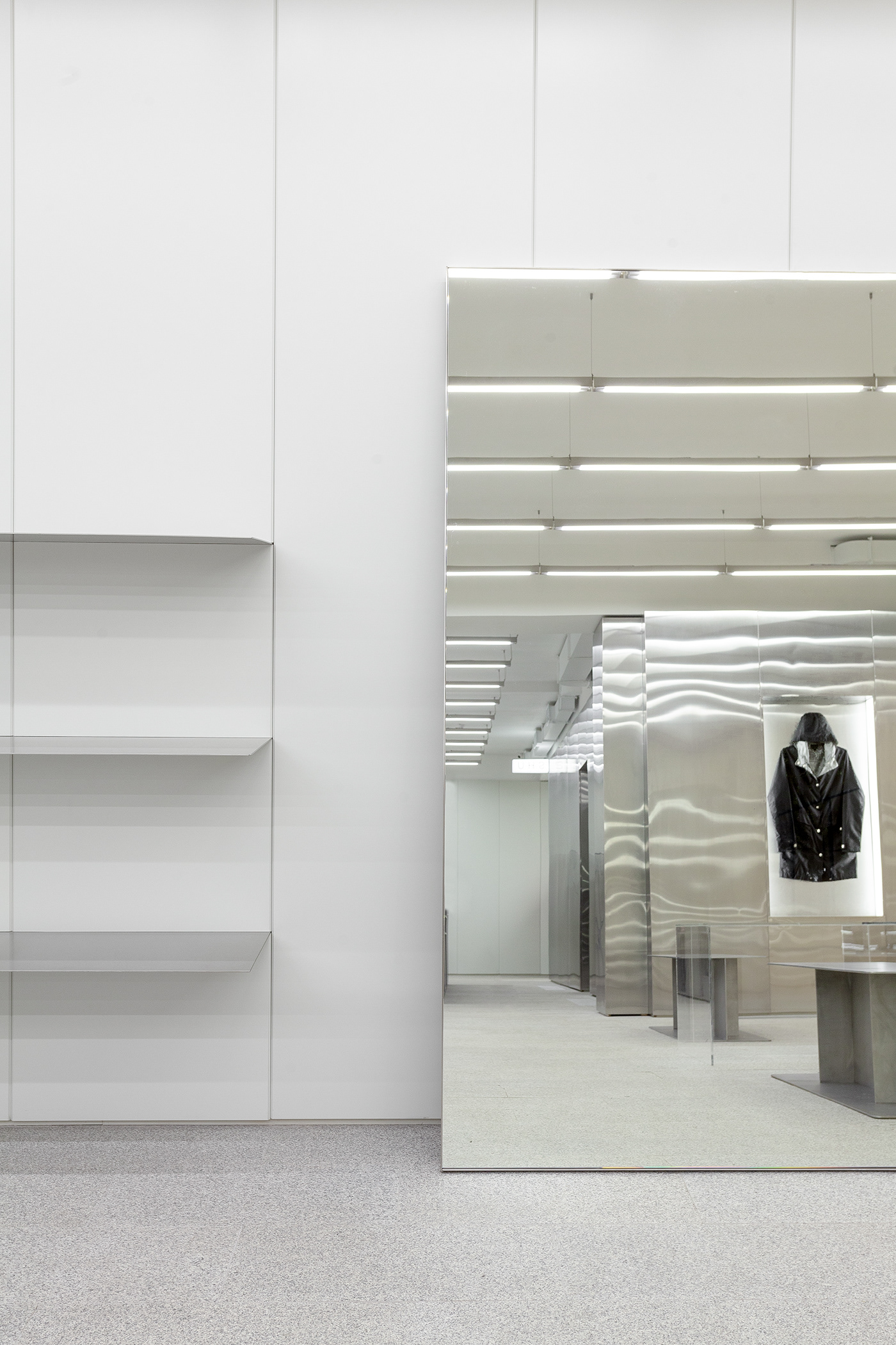 SHU store 服装店丨俄罗斯丨adept.works-7