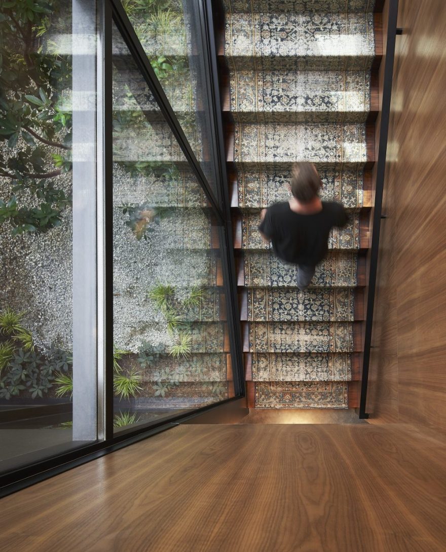 洛杉矶温暖现代家居,融入自然的室内外一体化设计-27