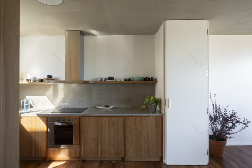 阿根廷 Arévalo 公寓设计 | 城市中的宁静绿洲-21