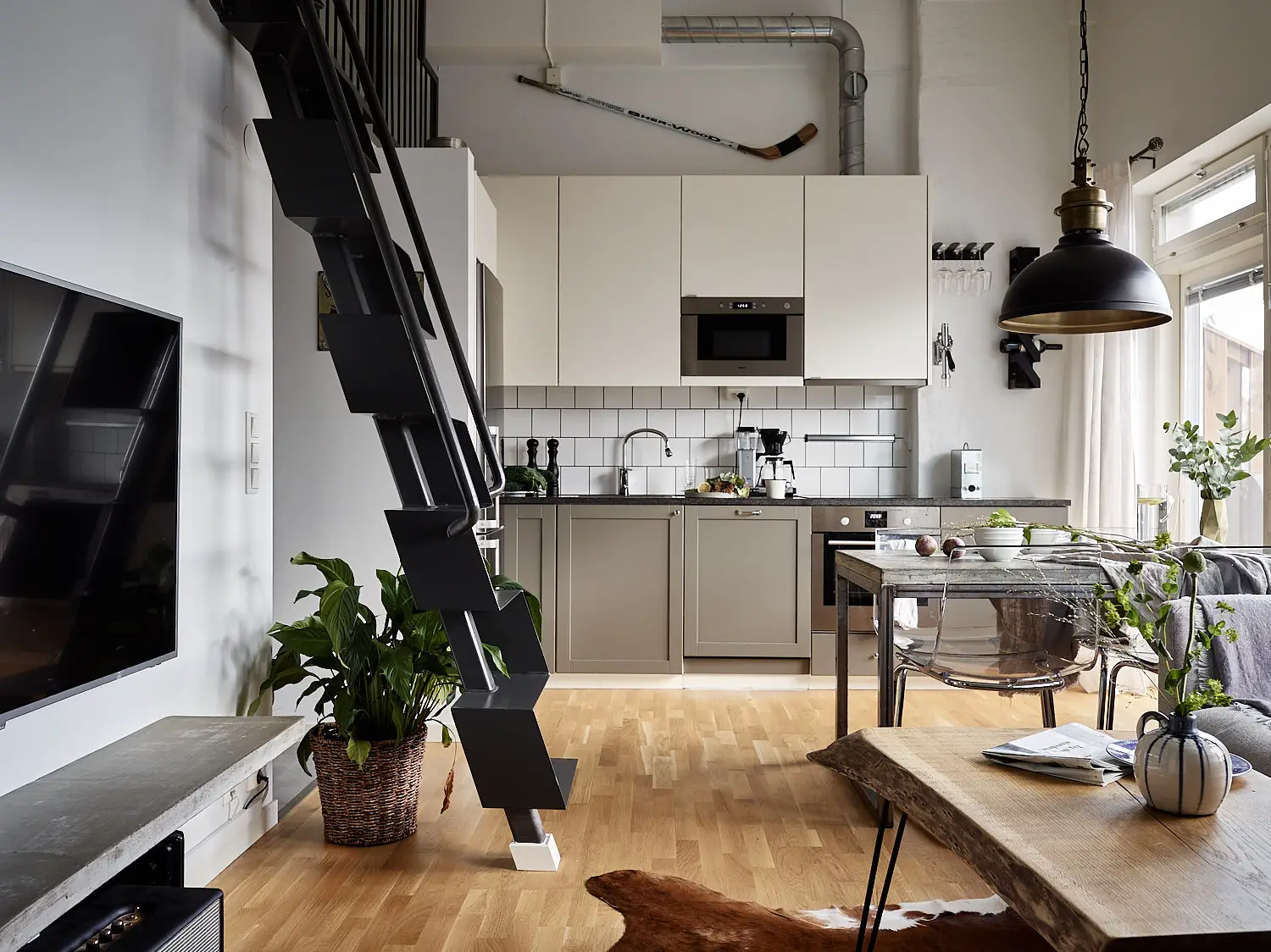 30 平小户型变身复古工业风 loft-9