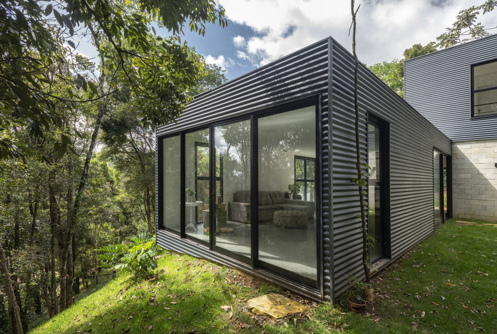 巴西简约住宅设计,融入自然的和谐空间-21