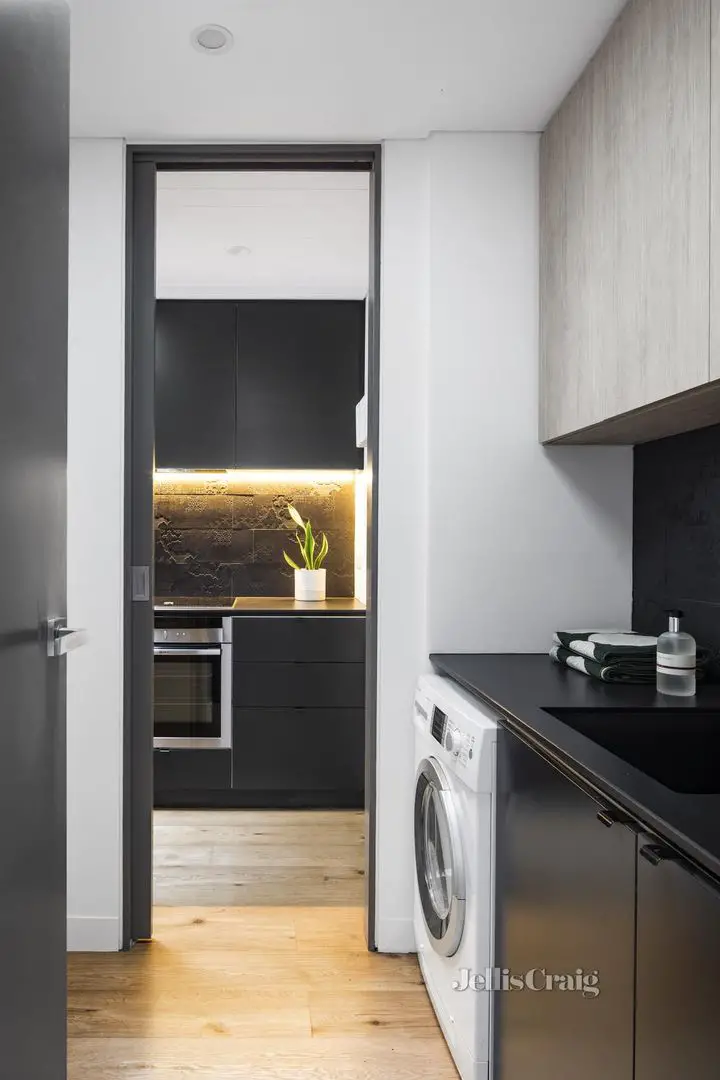 墨尔本建筑师夫妇打造翻新设计之家-9